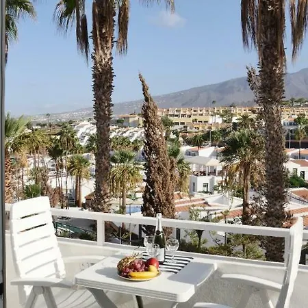 Sea Breeze Apartment